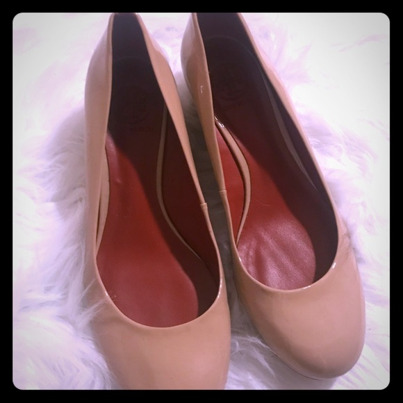 Tory Burch Shoes - Tory Burch Patent Nude Wedges Size 9
